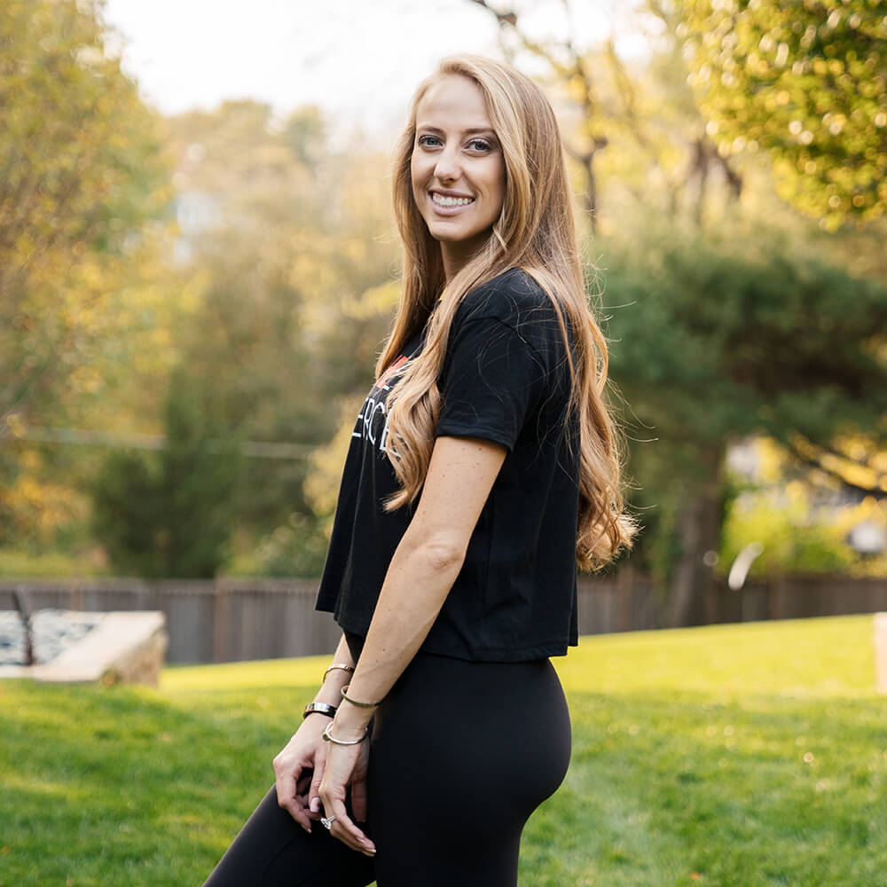 BE FIERCE Black Crop Shirt | Brittany Lynne Fitness